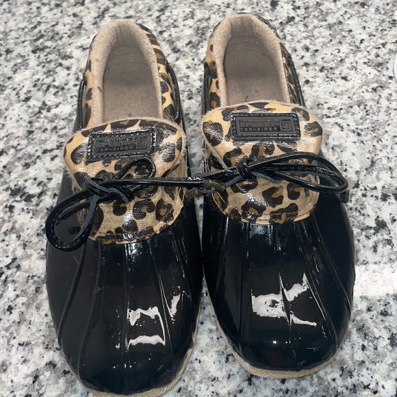Size 7 Cheetah print Sperry Topsider Loafers - Picture 1 of 5